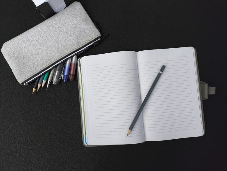 Stationery Wonderland: The Art of Collecting and Using Beautiful Stationery